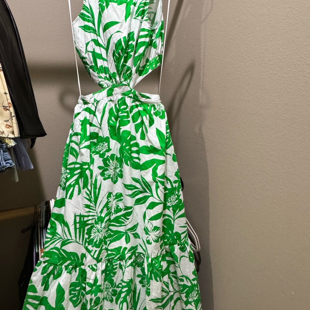 Vici Green and White Floral Midi Dress